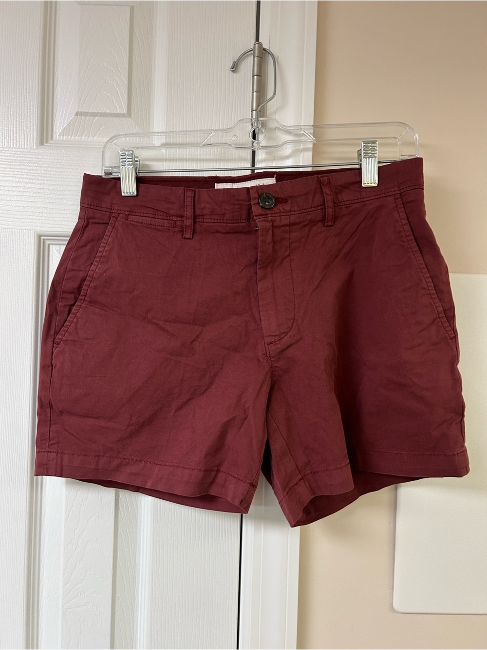 NWT Amazon Essentials Burgandy Men’s Chino Shorts